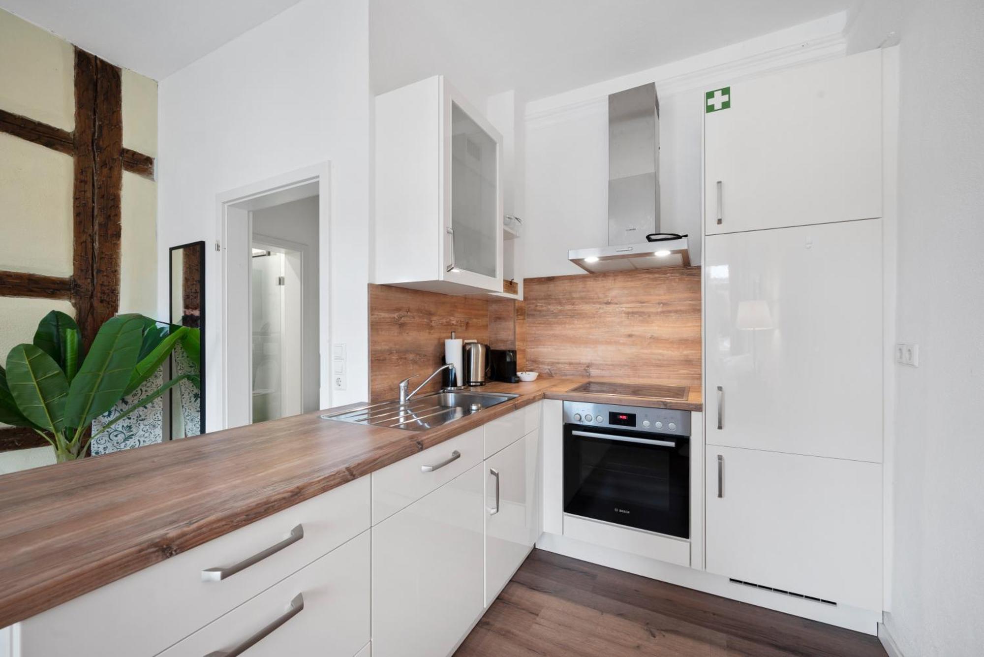 Backhome - Business&Family - Fantastische Schlosslage, Smarttv, Waschtrockner, Netflix, 50Qm, 24H Checkin - Apartment 3 Ludwigsburg Bagian luar foto